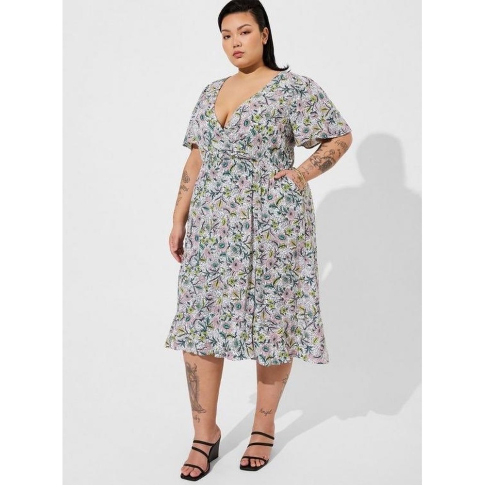 Torrid‎ Floral Rayon Slub Wrap Front Flutter Sleeve Hi-Low Midi Dress 5 5X 28